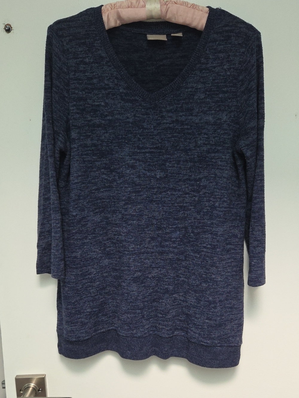 Chico's Marled Navy V-Neck Long Sleeve Top